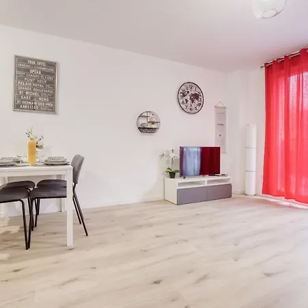 Luxueux Paris - - Les Lilas-parking Gratuit *