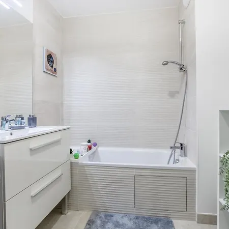 Apartment Luxueux Paris - - Les Lilas-parking Gratuit