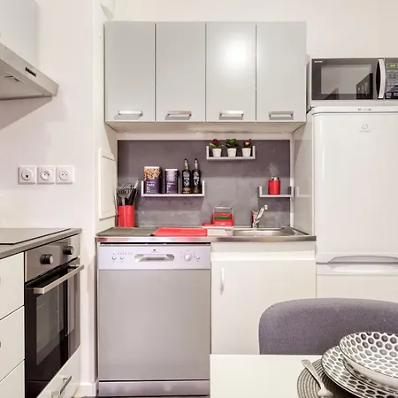Luxueux Paris - - Les Lilas-parking Gratuit Apartment *